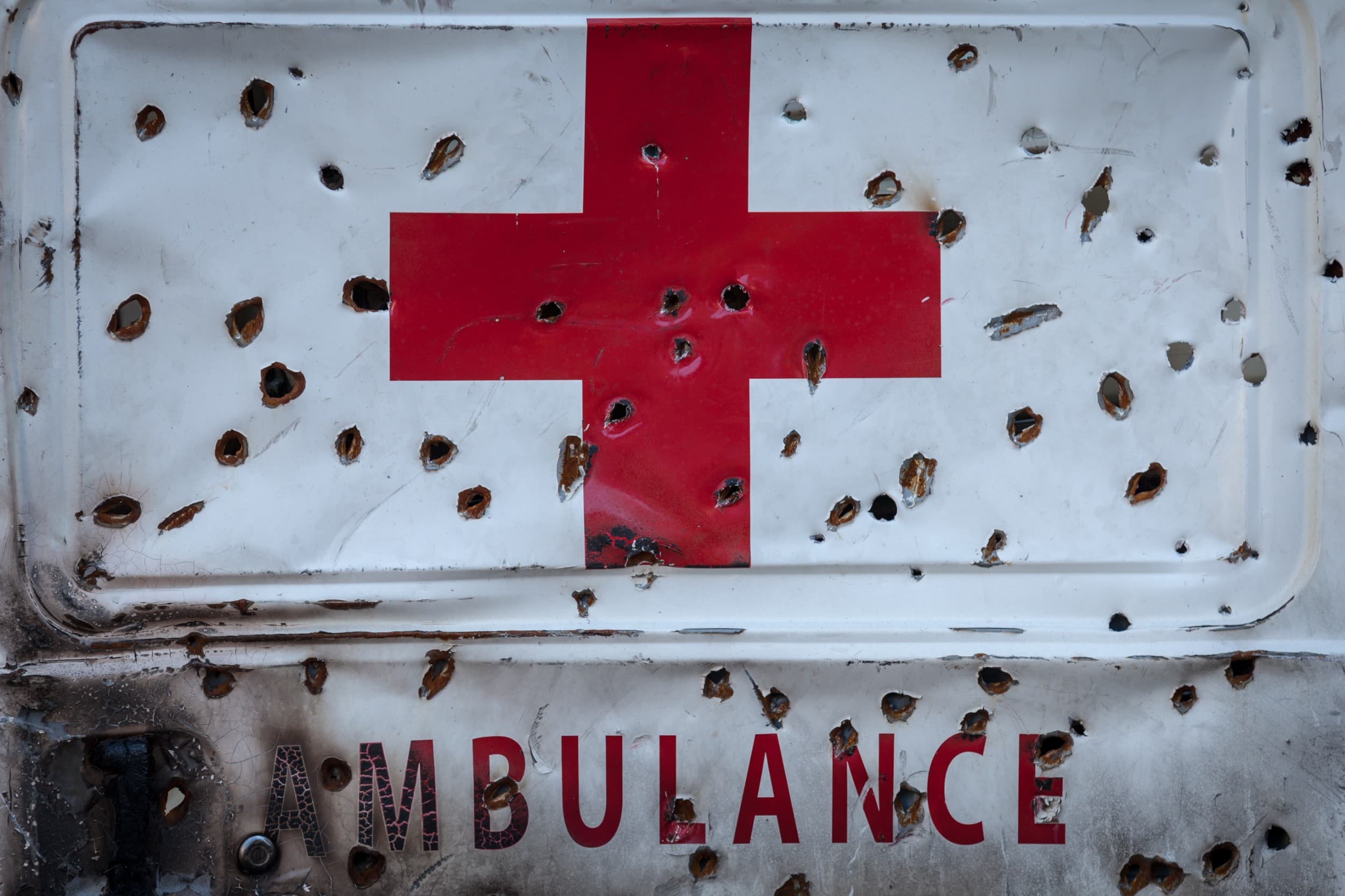 Reproduction of a damaged ambulance