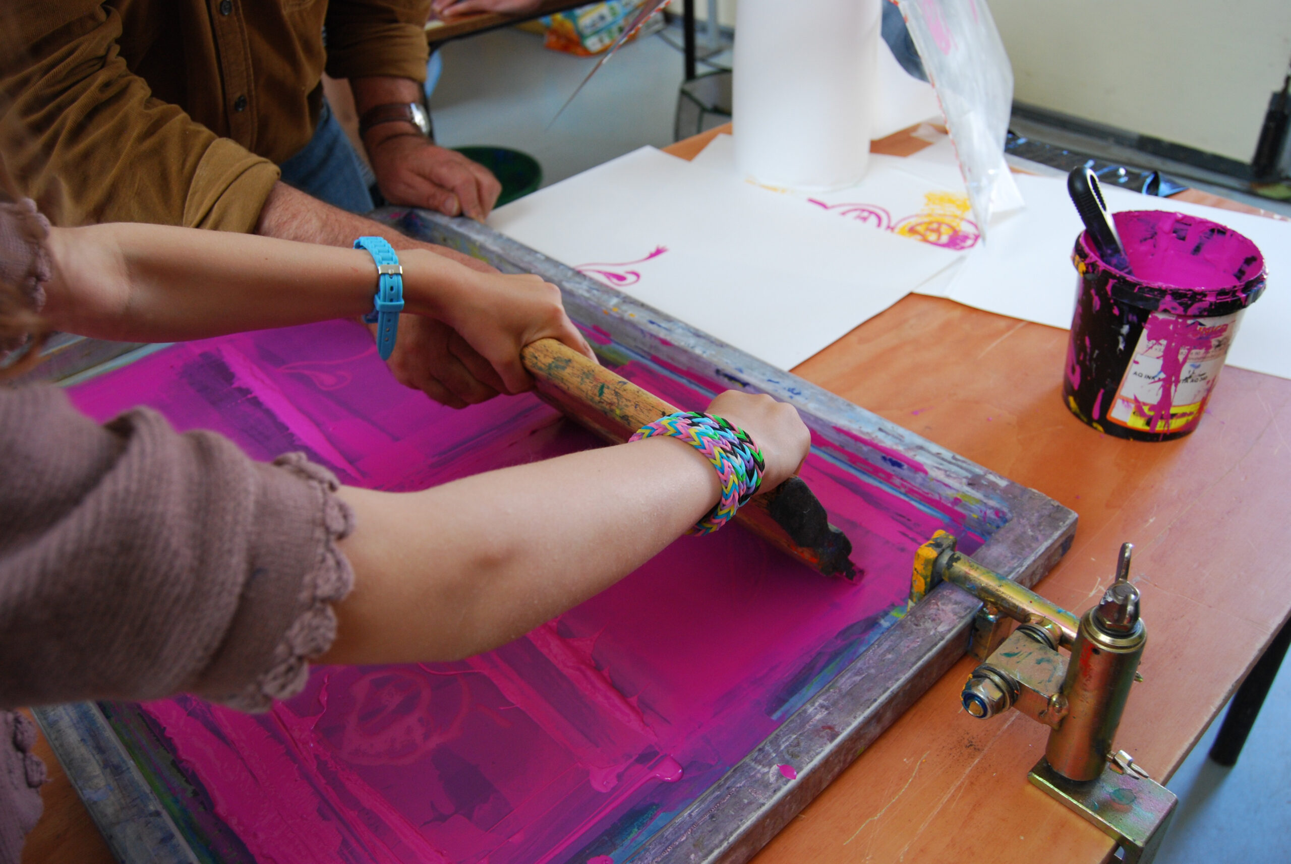 Family visit and screen printing workshop